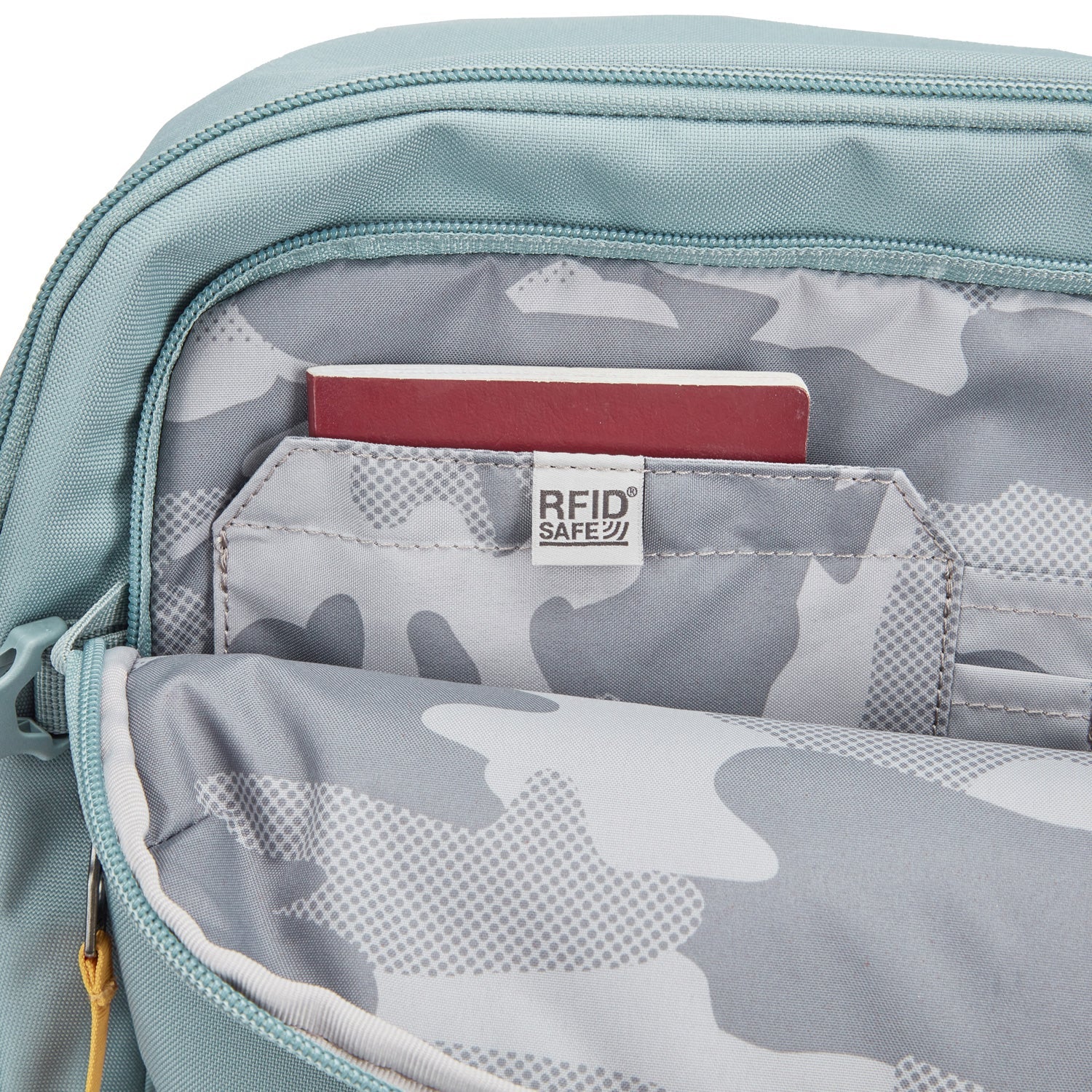 Pacsafe® GO 34L anti-theft carryon backpack - Image 23