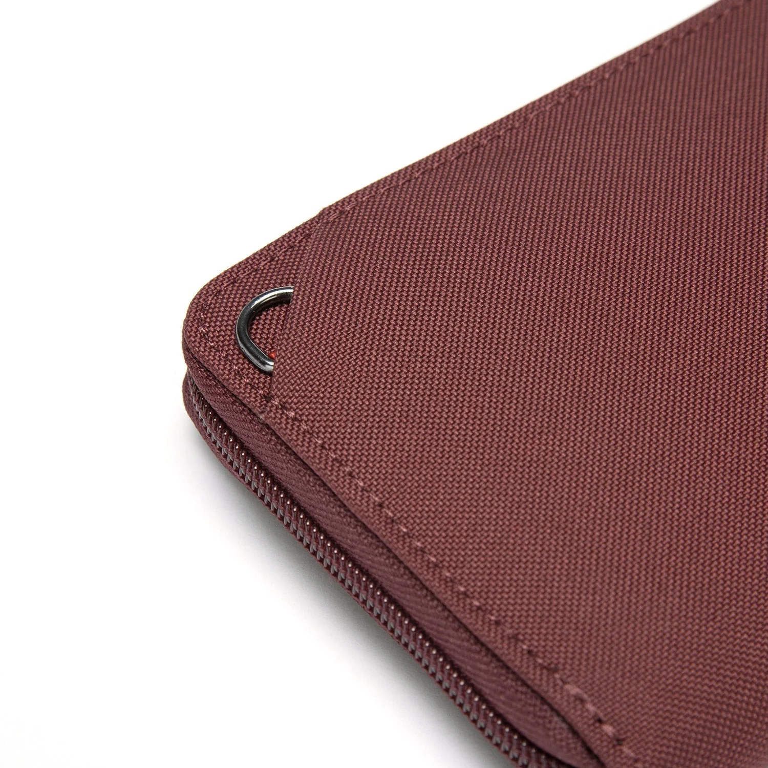Pacsafe® RFIDsafe™ RFID blocking continental wallet - Image 20