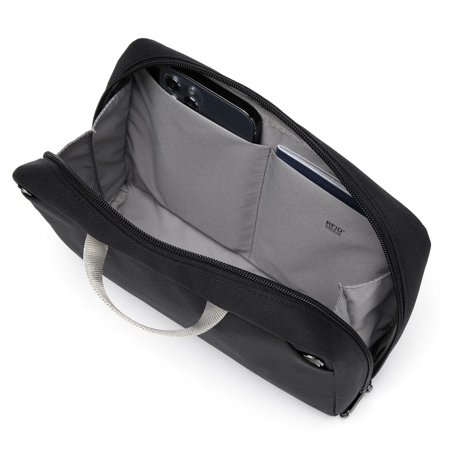 Pacsafe® RFIDsafe™ RFID blocking gear pouch - Image 19