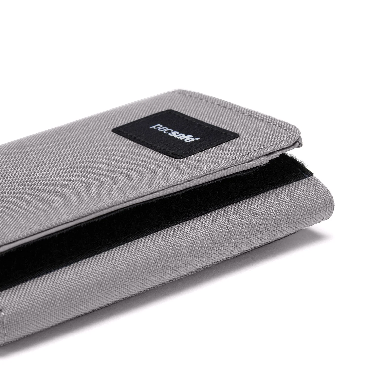Pacsafe® RFIDsafe™ RFID blocking trifold wallet - Image 22
