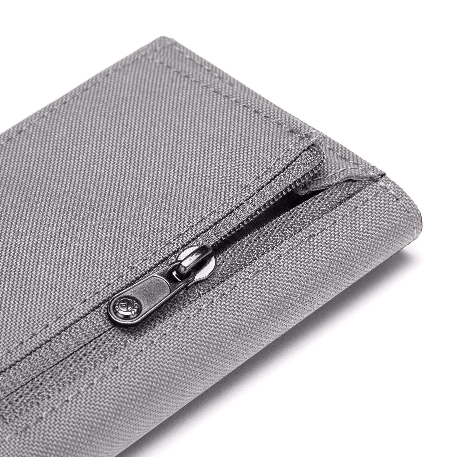 Pacsafe® RFIDsafe™ RFID blocking trifold wallet - Image 23